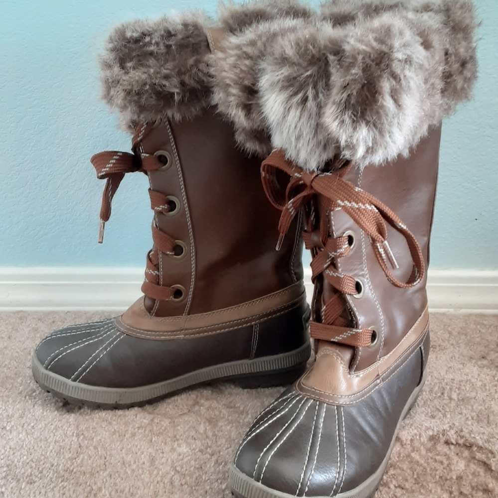 London Fog wintery boots